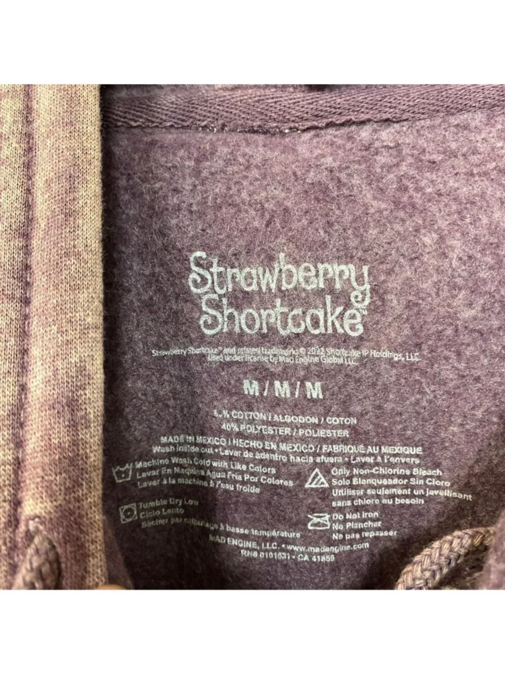 Strawberry Shortcake Life is Sweet Hoodie Medium - Picture 4 of 4